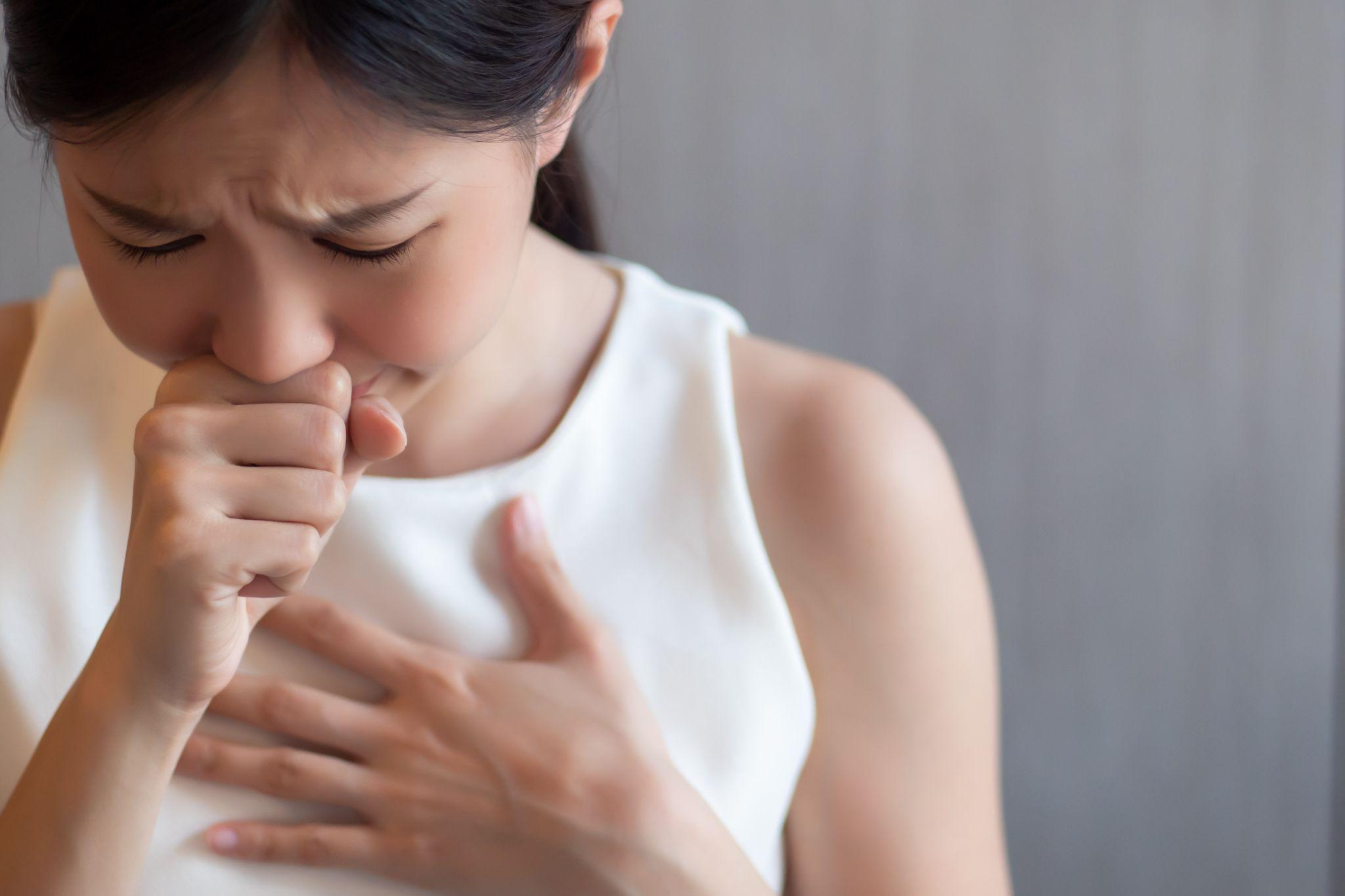 アトピー咳嗽（がいそう）とは？咳喘息や喘息との見分け方
