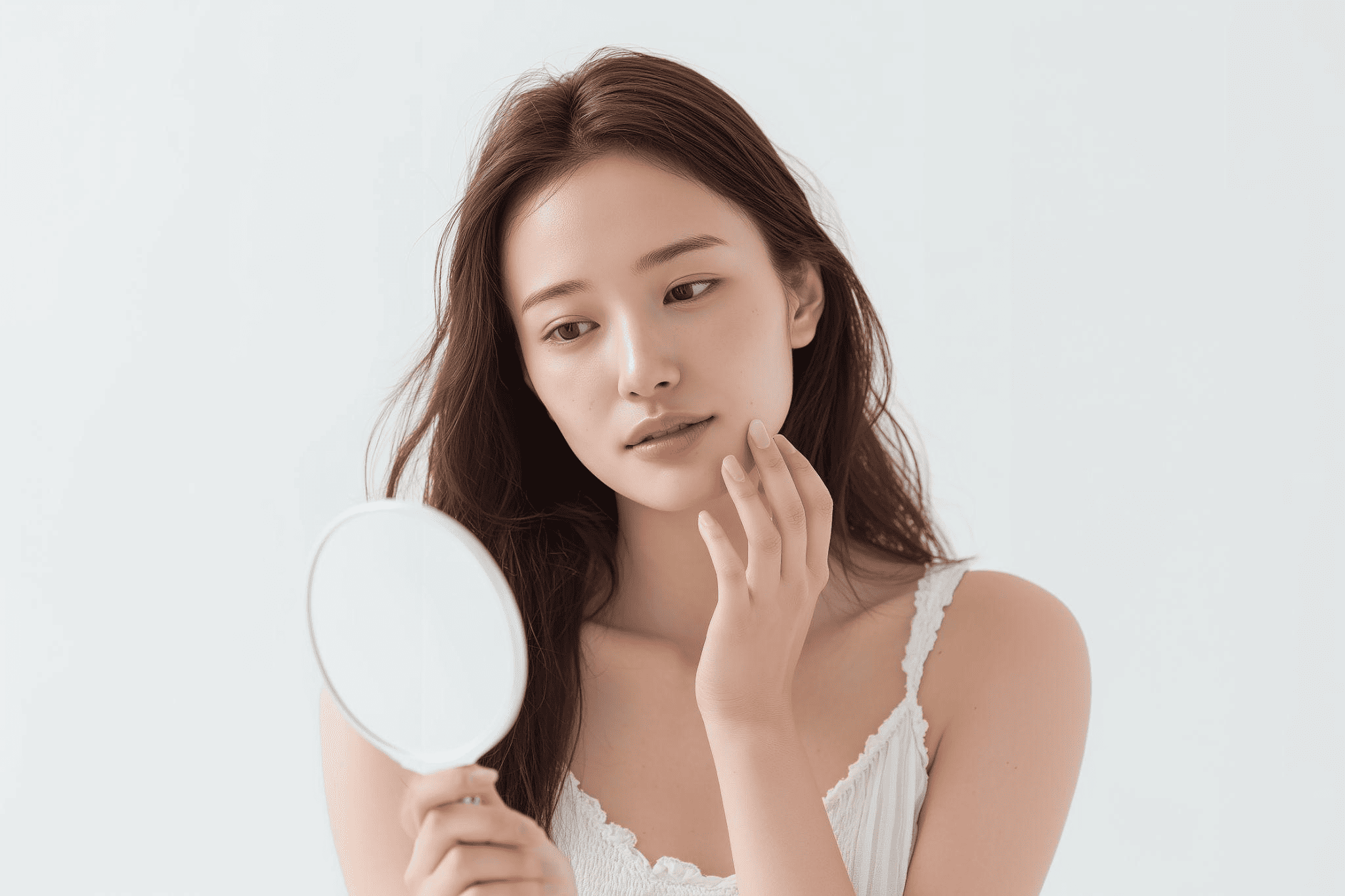 シミ取りテープはいつまで必要？剥がすタイミングと色素沈着を防ぐ方法